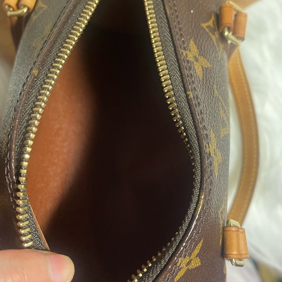 Rare Authentic Louis Vuitton papillon 19 GUC - Picture 4 of 10